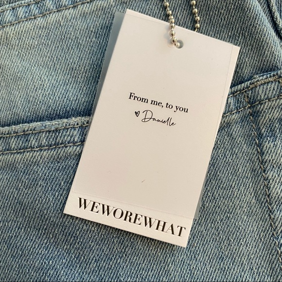 WeWoreWhat | Stiletto slit Jeans | Size 26 - Picture 2 of 7